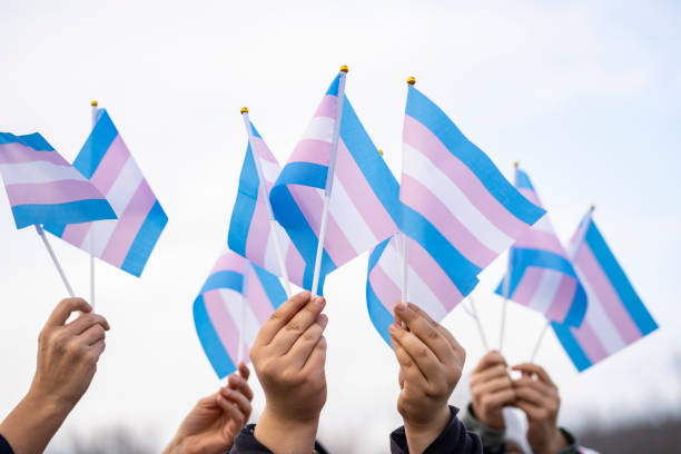 Journée du souvenir trans : honorer les victimes de la transphobie